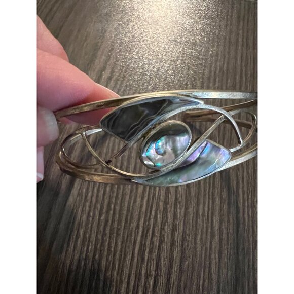 Vintage Silver Tone Abalone Shell Openwork Cuff Bracelet For Women - Picture 4 of 5